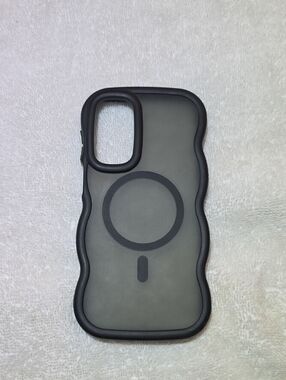 Black MagSafe-Ready Wavy Edge Samsung Case, 1 For 10$ Or 2 For 15$